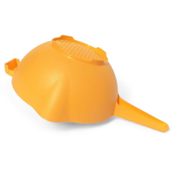 Tupperware 2 Quart Colander - Image 2