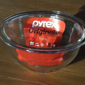 Pyrex Glass Mixing Bowl
