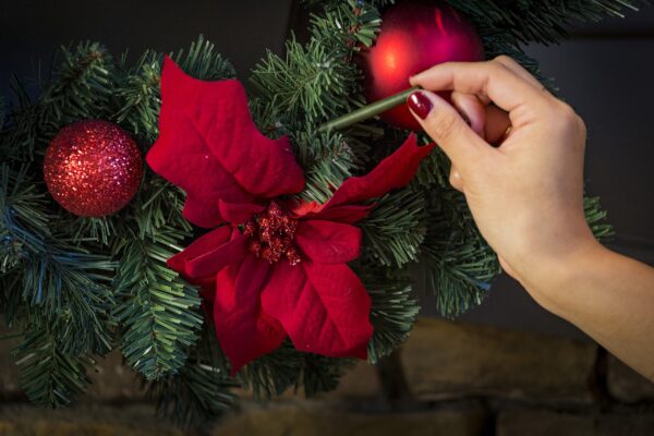 White Winter Fir Scented Ornaments - Image 4